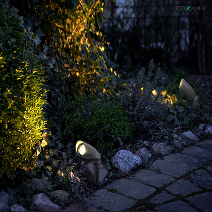 Ứng dụng của đèn cắm cỏ sân vườn cho không gian ngoại thất